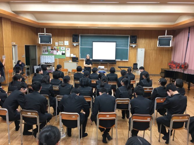 向井山朋子上五島高校
